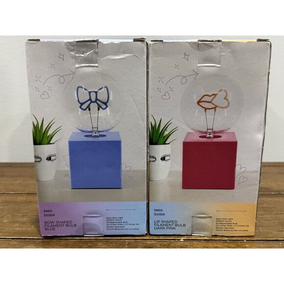 TEEN HOME Bow Shaped Filament Bulb-Blue & Lip Shaped Filament Bulb Dark Pink(2 p - Picture 2 of 5